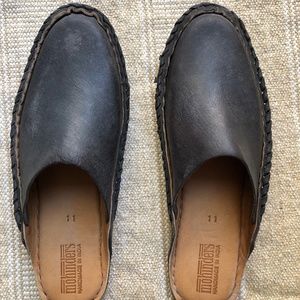 Mohinders  Heritage Solid  Slide in Charcoal